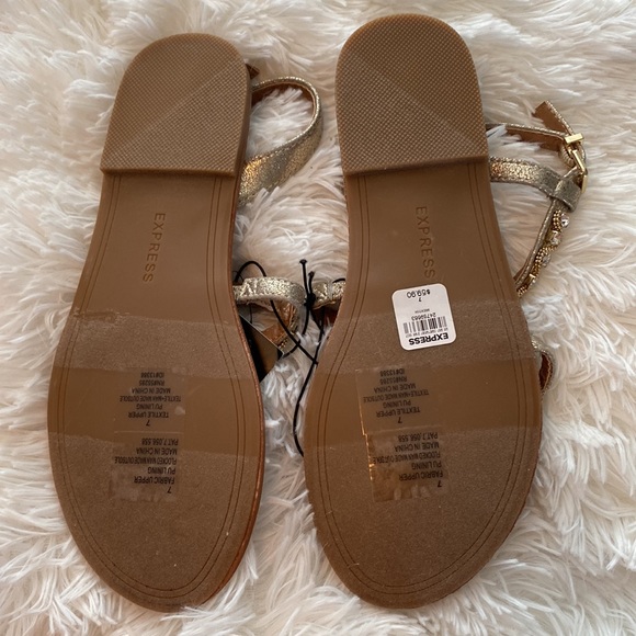 Express embellished thong sandals - Picture 5 of 10